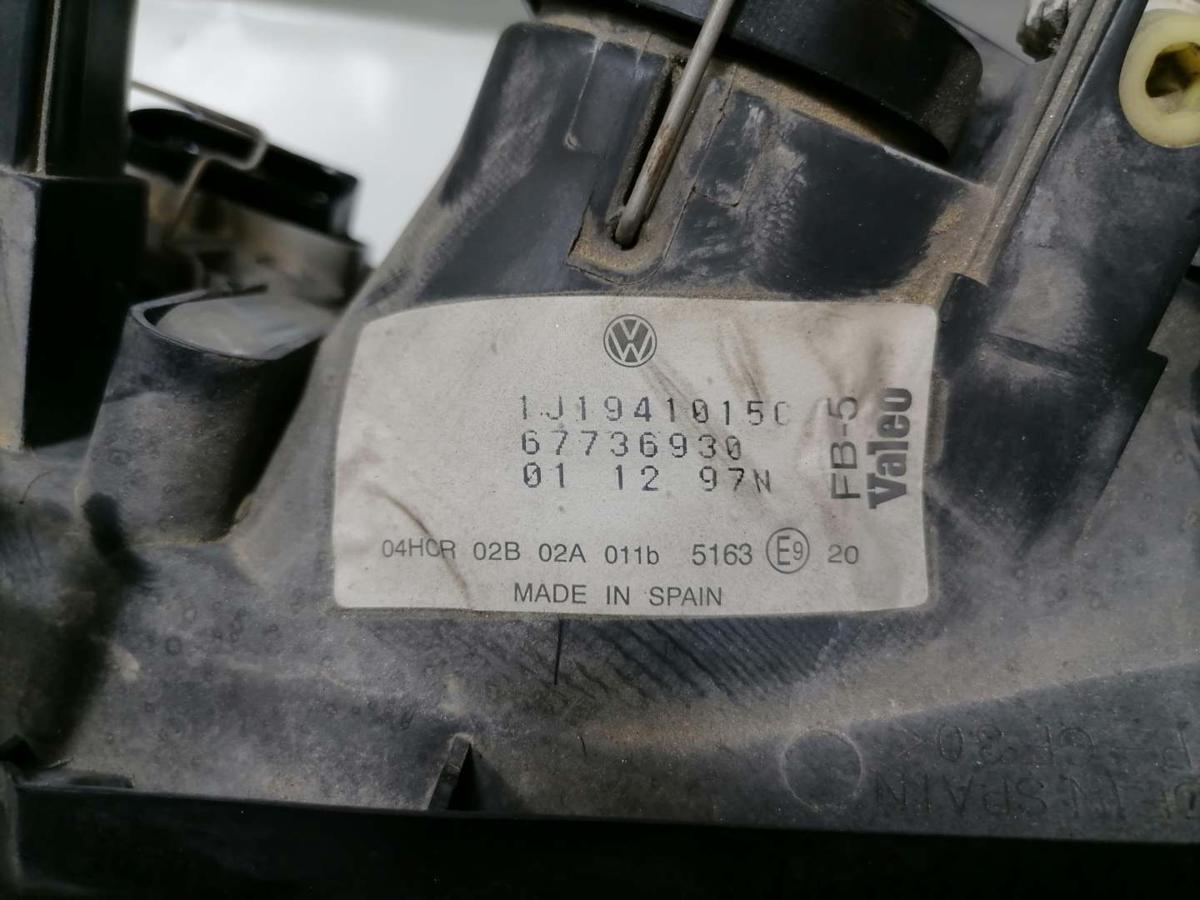 VW Golf IV original Scheinwerfer links Halogen mit Nebelscheinwerfer BJ97